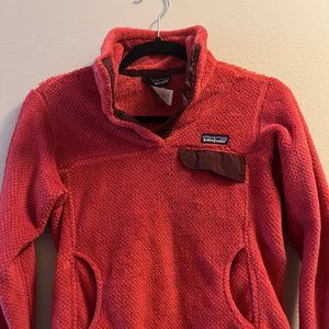 Patagonia cherry lightweight synchilla snap-T pullover size XS